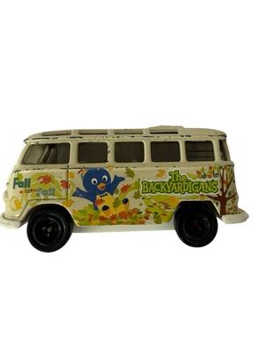 Vintage 1998 Matchbox TheBackiyardigans VW transporter van